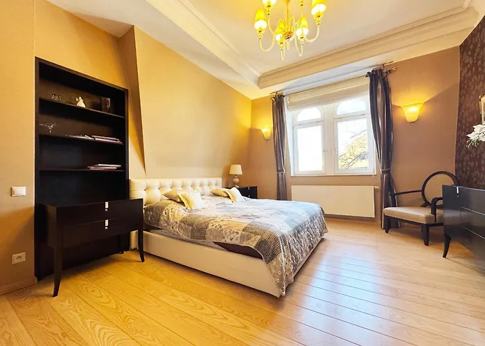 Luxury Apartment Diamond
