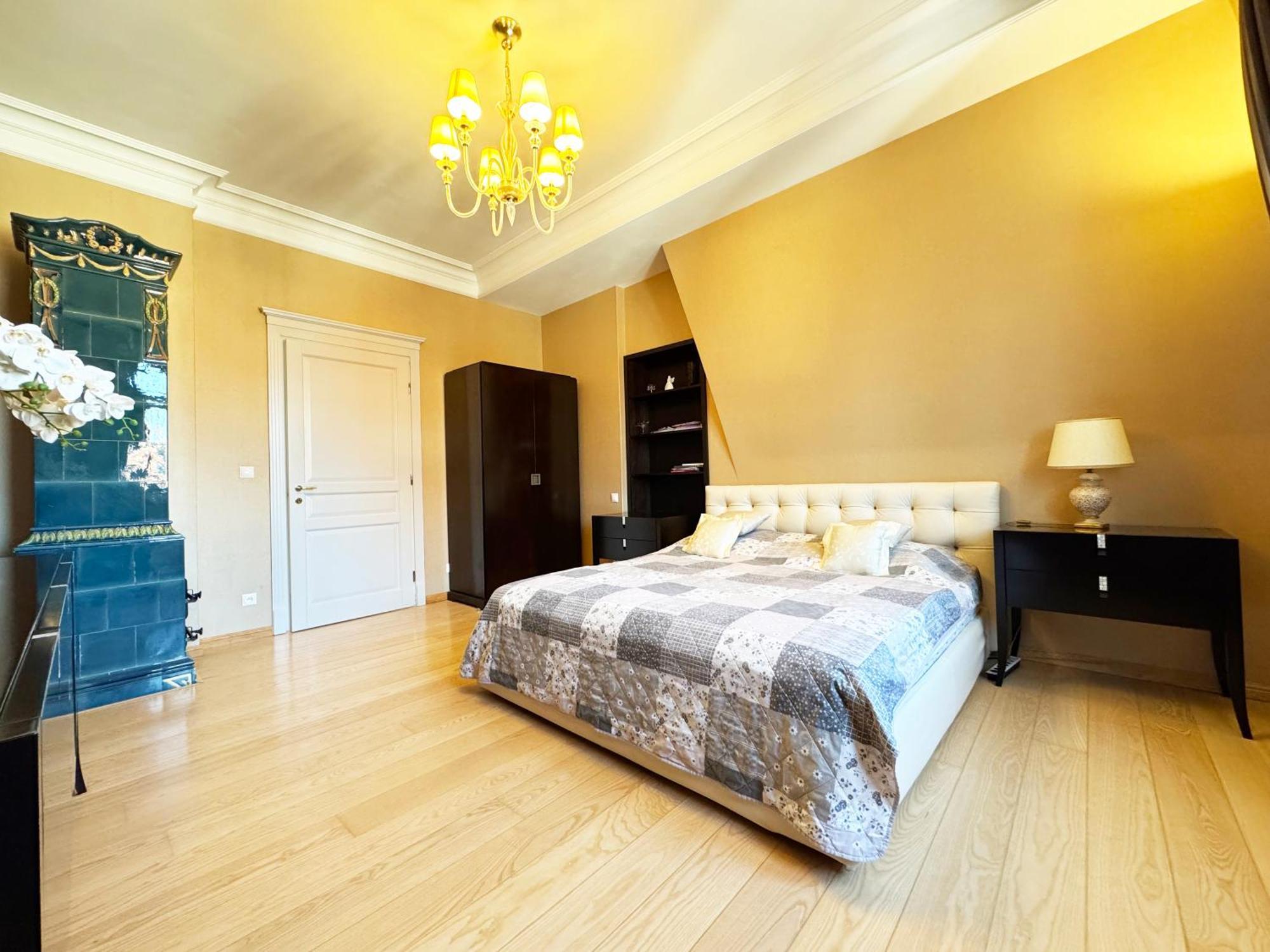Luxury Diamond *